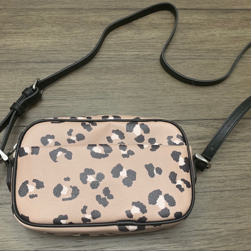 Cross body camera bag A New Day